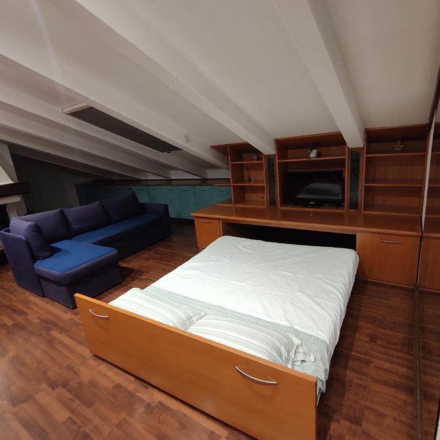 Loft Mansardato Monza Esterno foto