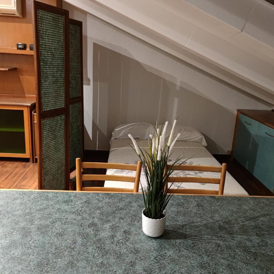 Loft Mansardato Monza Esterno foto